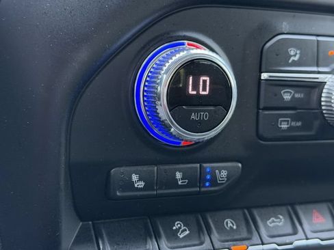 Used 2021 GMC Sierra 1500 AT4 AWD/4WD image 21