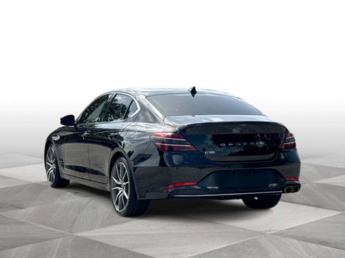 Used 2023 Genesis G70 2.0T RWD image 6