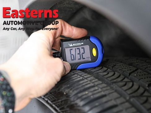 Used 2024 Alfa Romeo Stelvio Sprint image 29