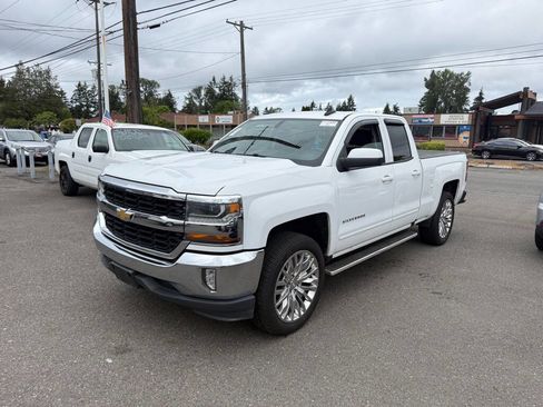 Used 2016 Chevrolet Silverado 1500 LT w/ LT Fleet Convenience Package RWD image 2