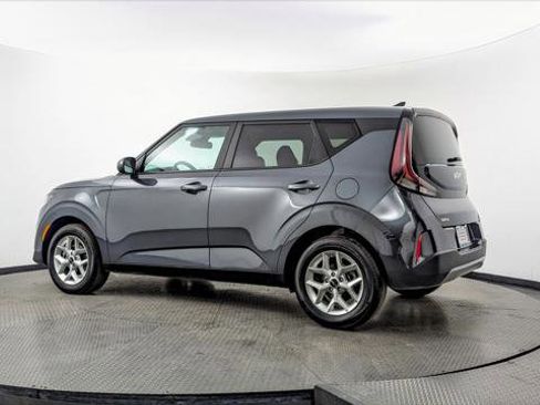 Used 2024 Kia Soul LX w/ Option Group 015 image 6