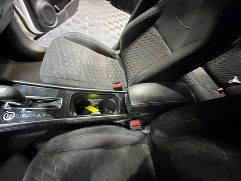 Certified 2023 Nissan Kicks SV FWD image 15
