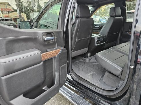 Used 2020 Chevrolet Silverado 1500 High Country w/ Technology Package image 14