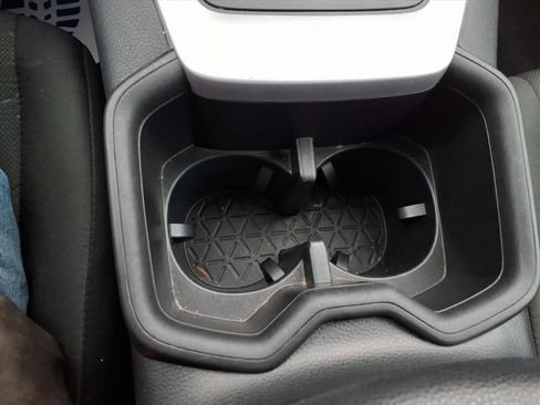 Used 2023 Toyota RAV4 XLE image 15