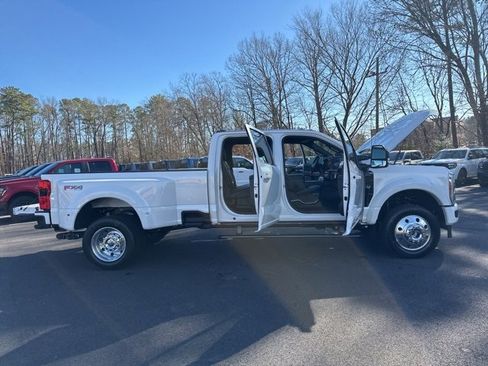 New 2026 Ford F450 Platinum w/ FX4 Off-Road Package image 28