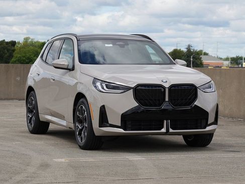 Used 2026 BMW X3 xDrive30 w/ Premium Package image 1
