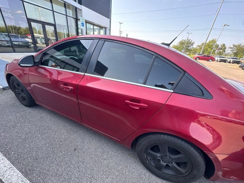 Used 2013 Chevrolet Cruze LT FWD image 6
