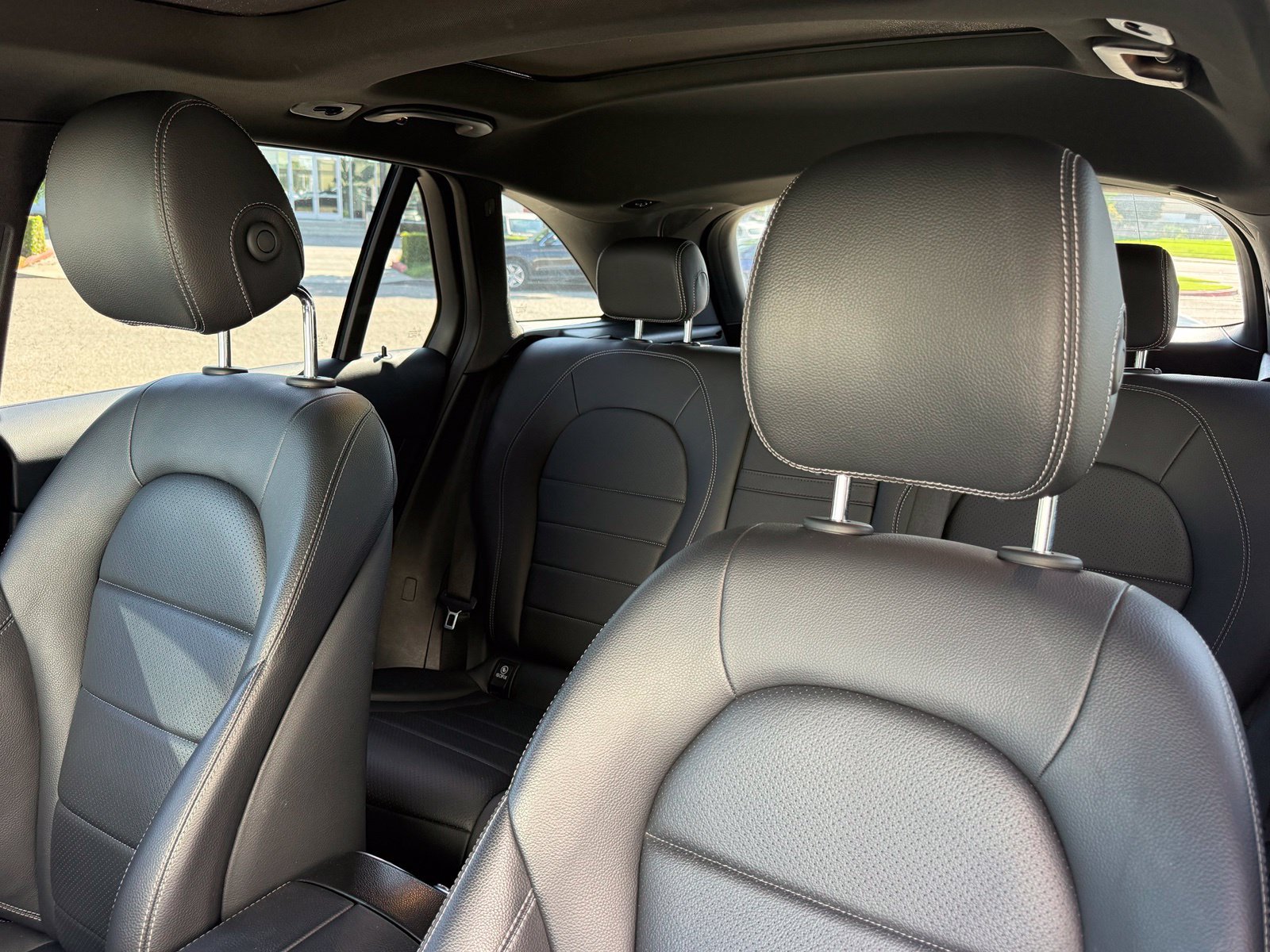 Used 2022 Mercedes-Benz GLC 300 image 26