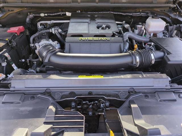 Used 2026 Nissan Frontier PRO-4X AWD/4WD image 21