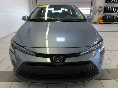 Used 2024 Toyota Corolla LE image 18