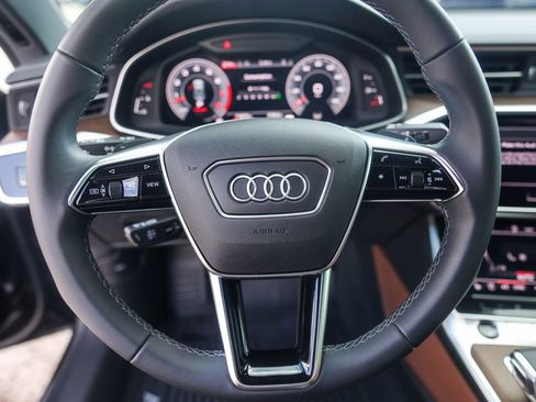 Used 2025 Audi A7 3.0T Premium Plus AWD/4WD image 12