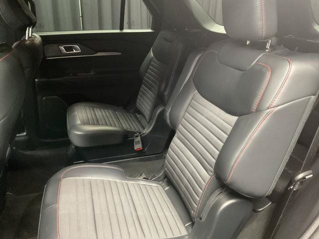 Used 2026 Ford Explorer ST-Line AWD/4WD image 9