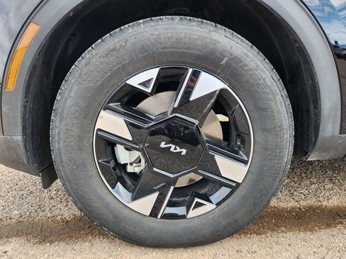 Used 2026 Kia Sportage LX image 15