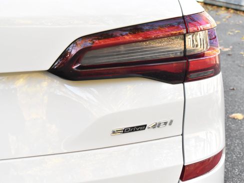 Used 2023 BMW X5 sDrive40i w/ M Sport Package image 19