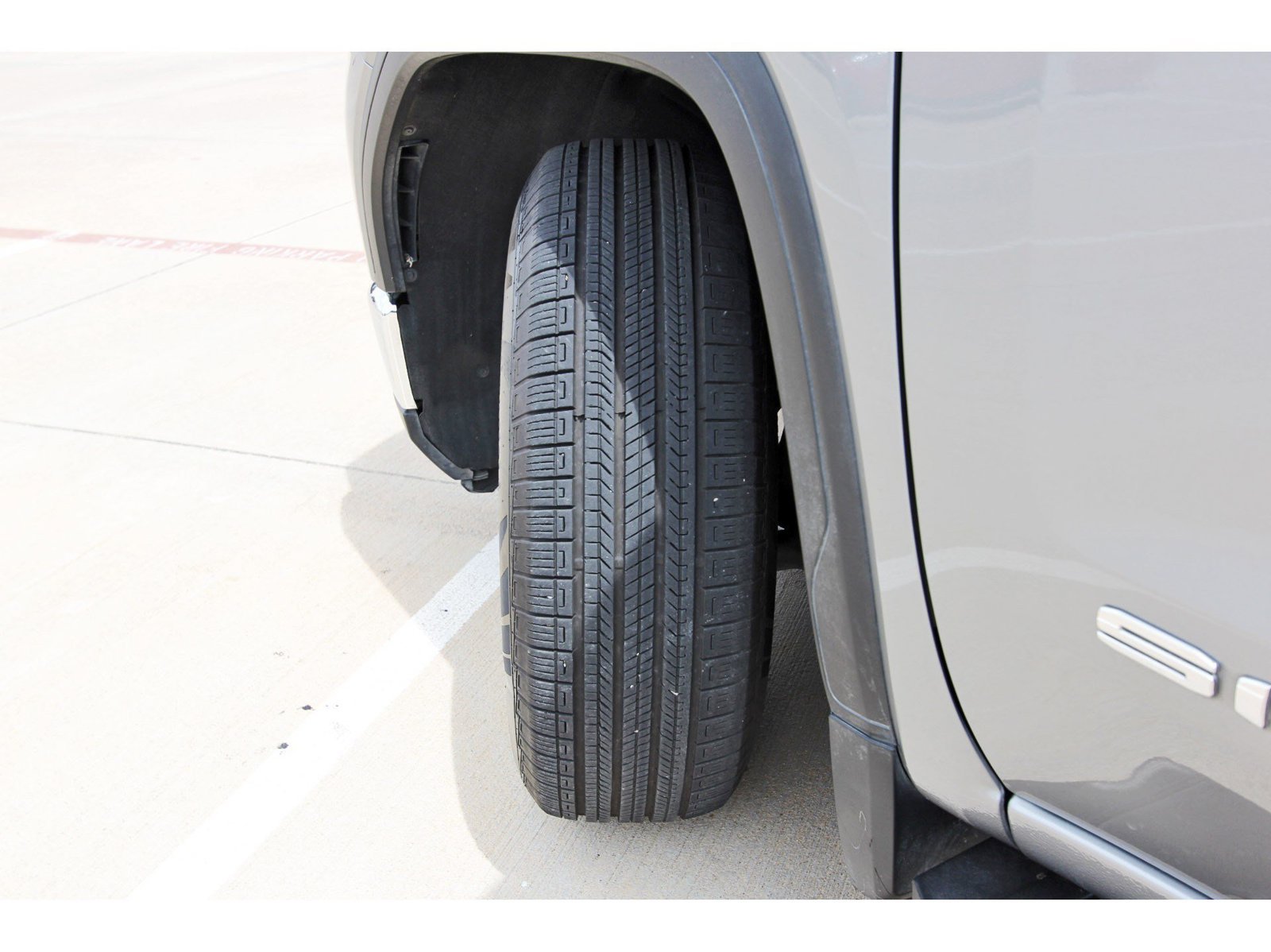 Used 2023 GMC Sierra 1500 SLE RWD image 35