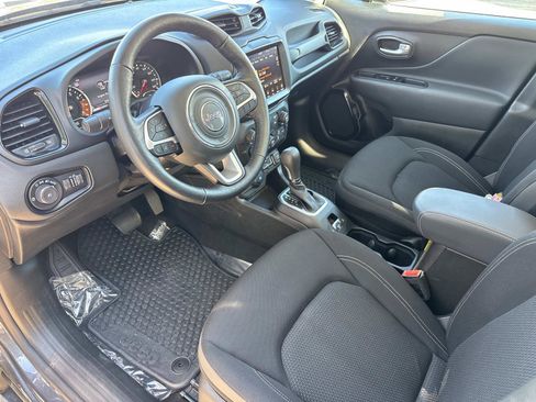 Certified 2023 Jeep Renegade Altitude w/ Sun/Sound Group image 22