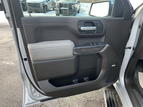 Used 2021 Chevrolet Silverado 1500 LTZ w/ Technology Package image 8