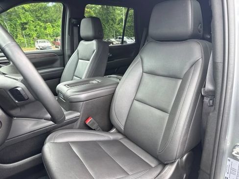 Used 2023 Chevrolet Tahoe Z71 w/ Z71 Off-Road Package AWD/4WD image 12