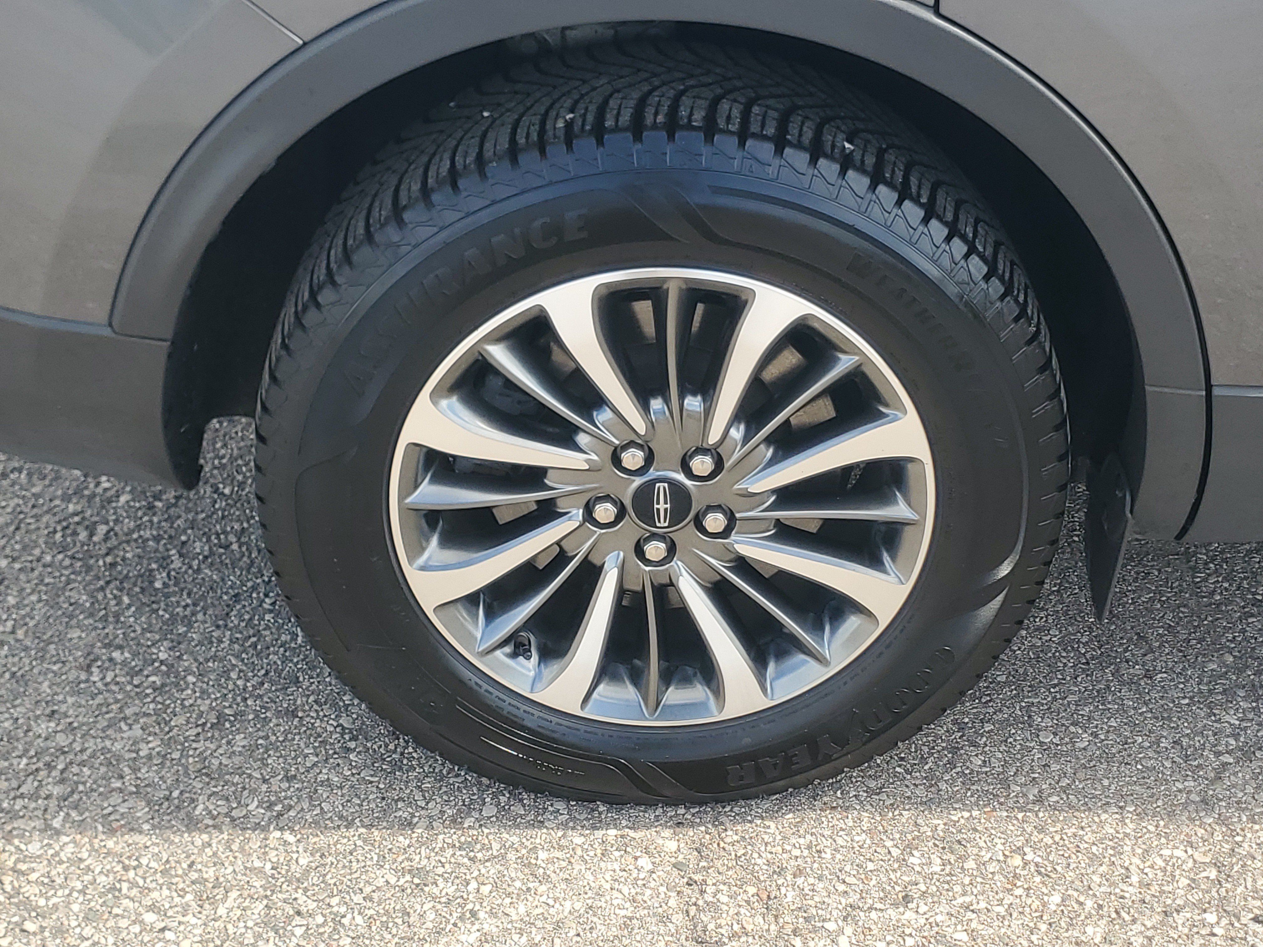Certified 2022 Lincoln Nautilus Reserve AWD/4WD image 7