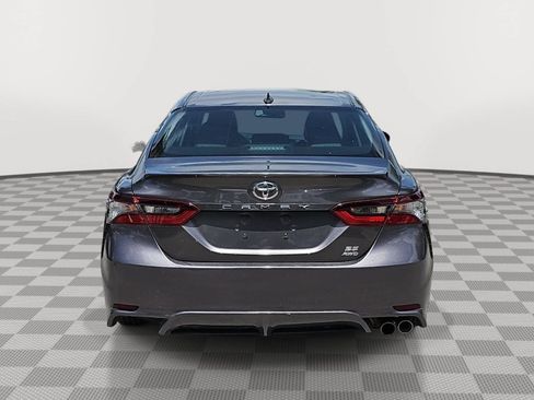 Used 2021 Toyota Camry SE w/ Cold Weather Package AWD/4WD image 7