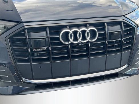 Used 2023 Audi Q7 2.0T Premium Plus w/ Premium Plus Package AWD/4WD image 32