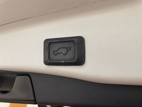 Used 2019 Toyota RAV4 XLE Premium w/ Cold Weather Package image 12