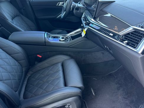 Used 2026 BMW X6 M60i AWD/4WD image 16