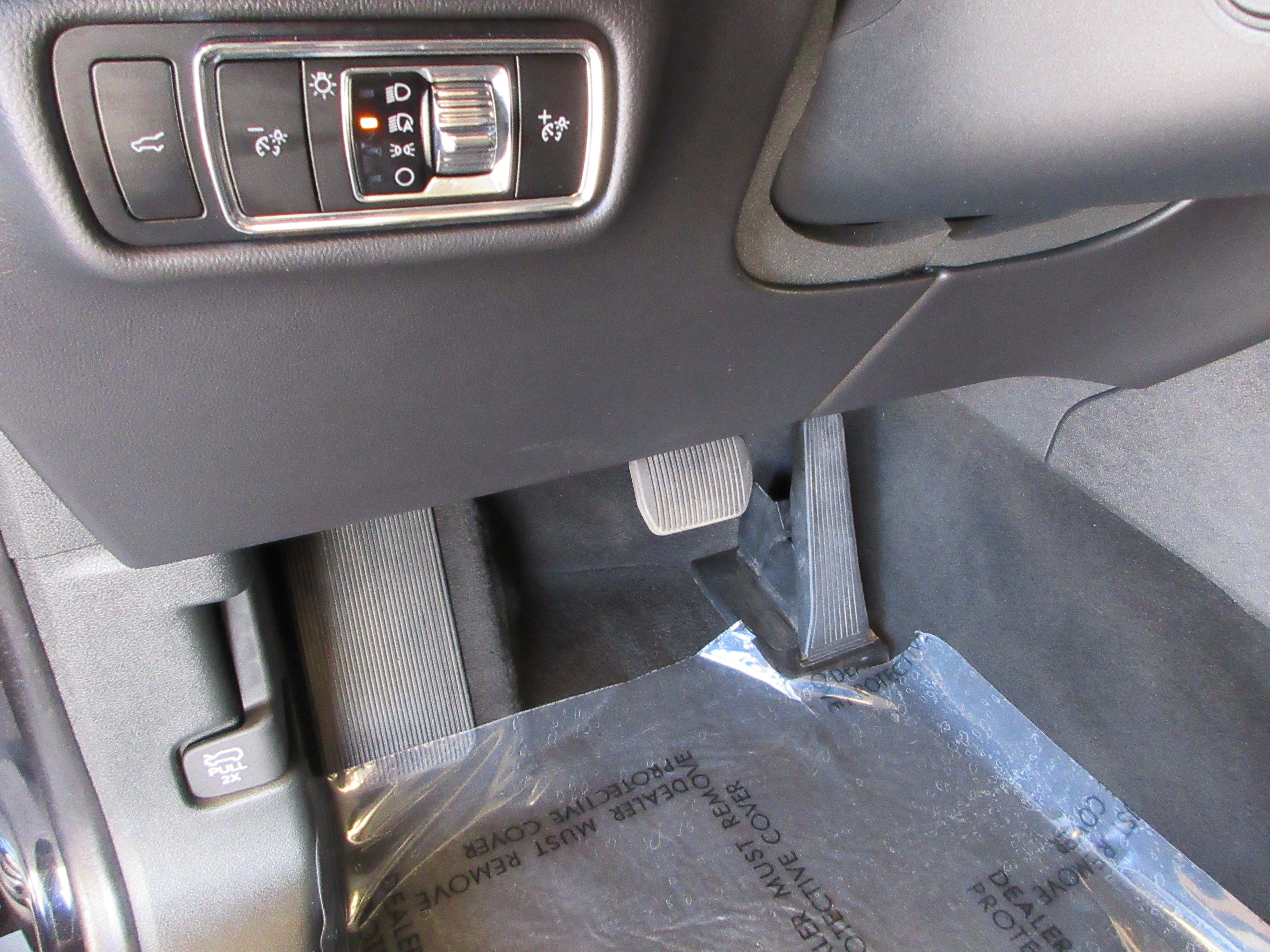Used 2024 Lincoln Aviator Reserve AWD/4WD image 35