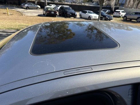 Certified 2025 BMW 530i xDrive w/ Premium Package image 32