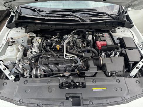 Used 2026 Nissan Altima 2.5 SV FWD image 32