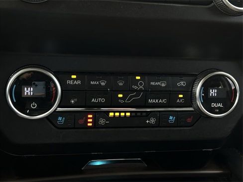 Used 2020 Ford Expedition Platinum image 23