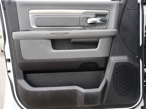 Used 2016 RAM 2500 SLT w/ Protection Group image 14