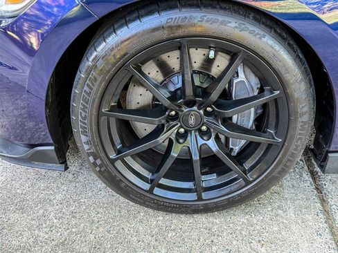 Used 2018 Ford Mustang Shelby GT350 RWD image 16