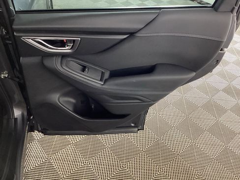Used 2022 Subaru Forester Premium image 11