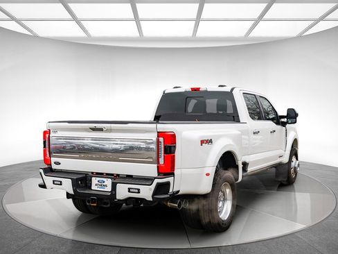 Used 2024 Ford F450 Platinum w/ FX4 Off-Road Package image 3