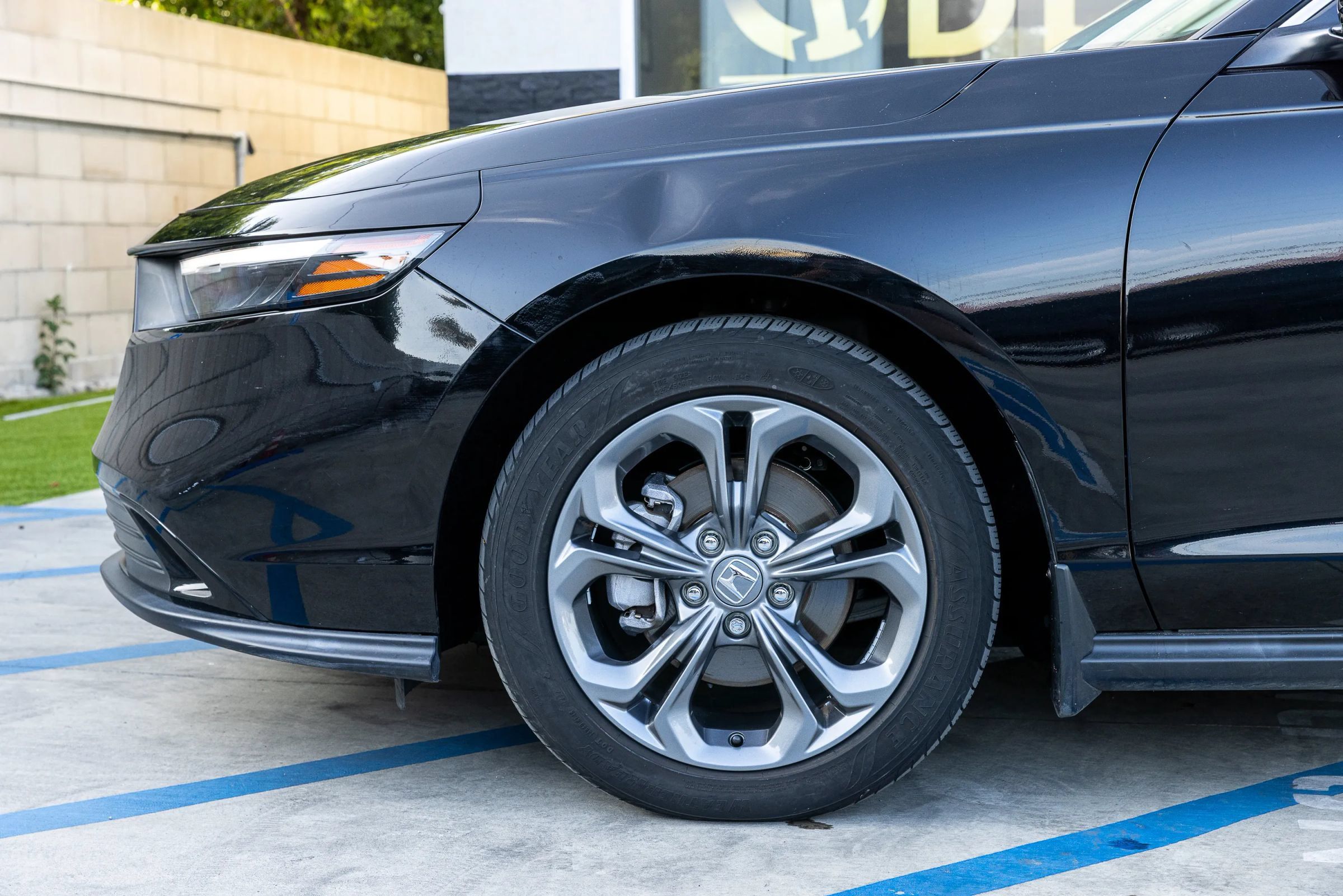 Used 2023 Honda Accord EX image 35