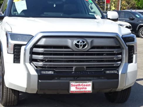 Used 2023 Toyota Tundra Limited w/ Power Package RWD image 4