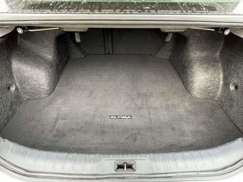 Used 2023 Nissan Altima 2.5 SR image 10