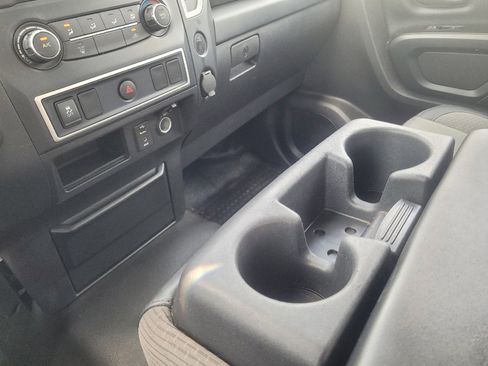 Used 2017 Nissan Titan S RWD image 26