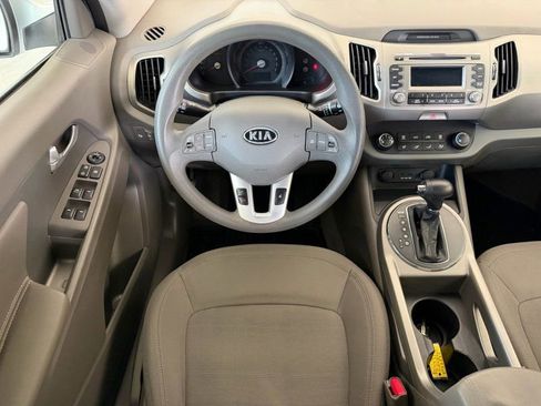 Used 2011 Kia Sportage LX w/ Convenience Pkg AWD/4WD image 19