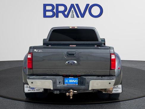 Used 2016 Ford F350 XLT w/ XLT Premium Package AWD/4WD image 8