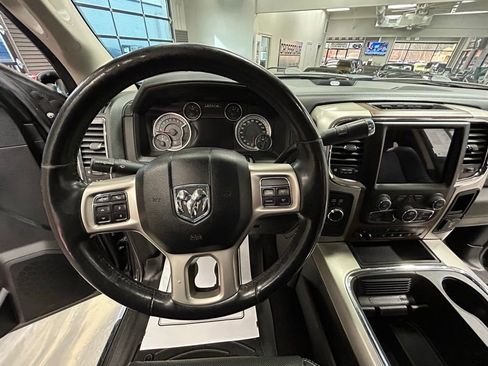 Used 2018 RAM 2500 Laramie image 9