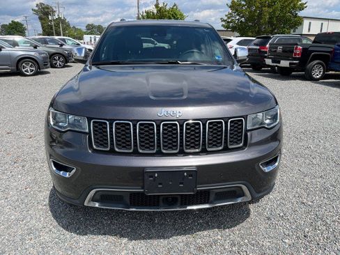 Used 2019 Jeep Grand Cherokee Limited AWD/4WD image 3