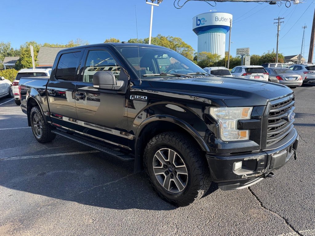 Used 2016 Ford F150 XLT w/ Equipment Group 302A Luxury AWD/4WD image 4