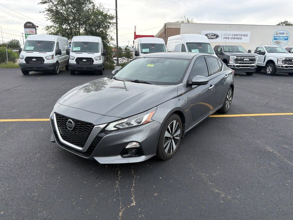 Used 2020 Nissan Altima 2.5 SL FWD image 1