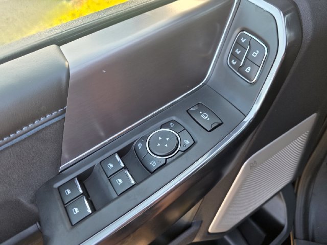 New 2026 Ford F350 Platinum w/ FX4 Off-Road Package AWD/4WD image 32