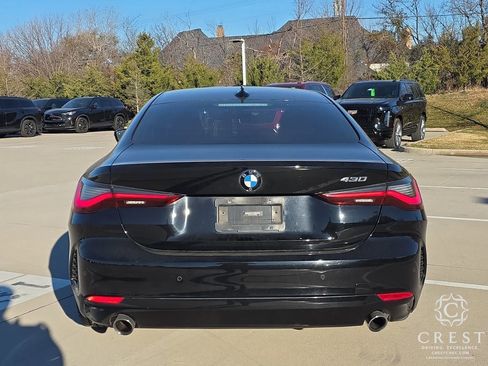 Used 2021 BMW 430i Coupe w/ Premium Package image 4