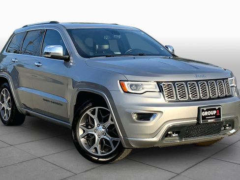 Used 2020 Jeep Grand Cherokee Overland AWD/4WD image 3