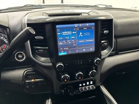 Used 2024 RAM 2500 Big Horn w/ Off Road Package AWD/4WD image 28