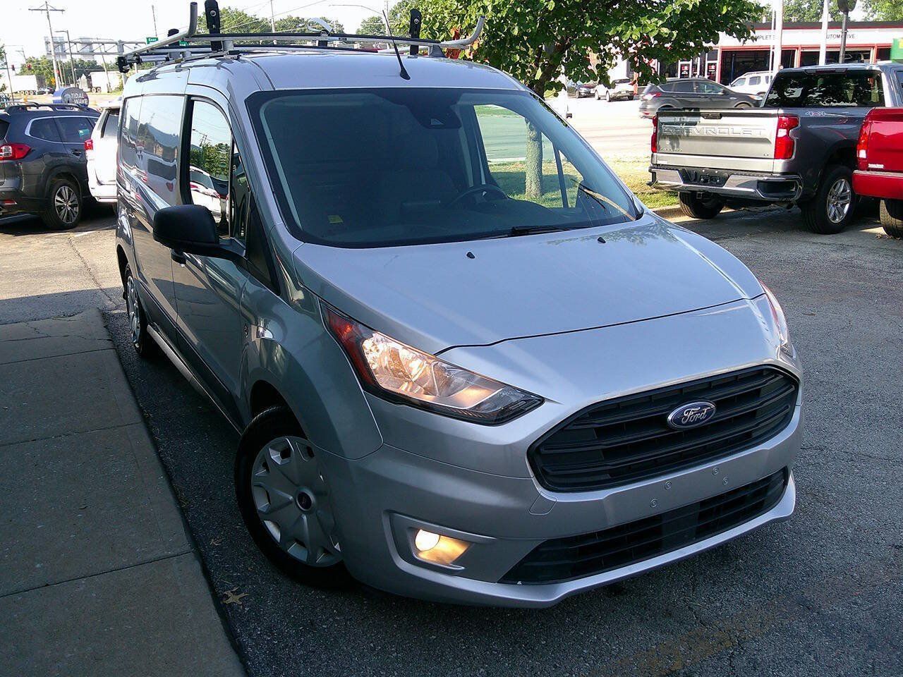 Used 2021 Ford Transit Connect XLT FWD image 4
